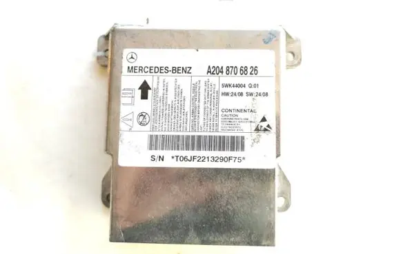 Mercedes-Benz C W204 Airbag control unit/module A2048706826 5WK44004 T06JE2213290F75