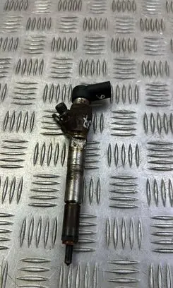 Fuel injector