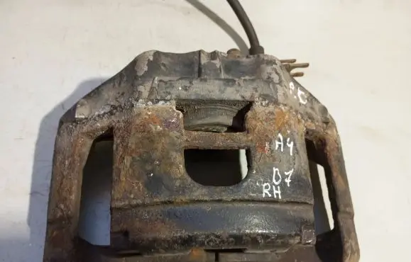 Audi A4 S4 B7 8E 8H Front brake caliper