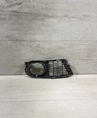 BMW 3 E92 E93 Front fog light trim/grill 8038936