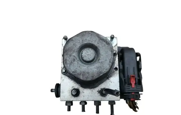 Skoda Fabia Mk2 (5J) ABS Pump 0265956073 2265106455 6r0907379as
