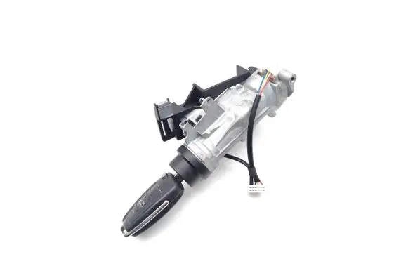 Audi A1 Ignition lock 1K0905851B 1KO905851B