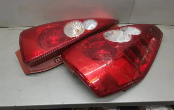 Mazda 5 Rear/tail lights set 