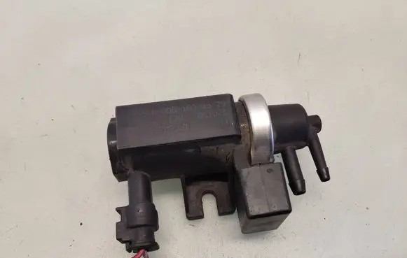 Mercedes-Benz B W245 Turbo solenoid valve A0051535528 05T075 70078200