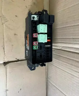 Mini Paceman (R61) Fuse box set 9240945
