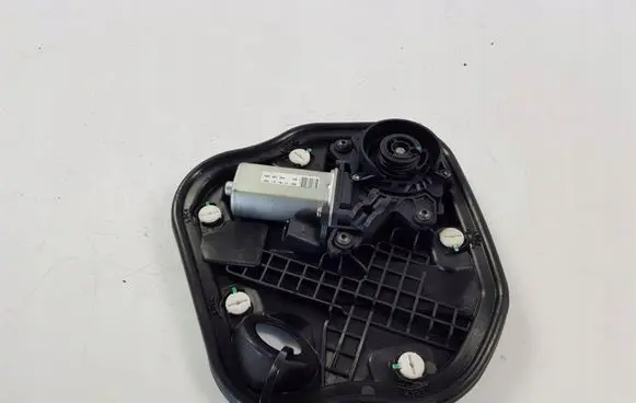 Audi A7 S7 4G Front door soft close latching motor 4G8837004