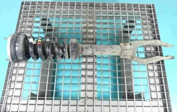 Jaguar F-Pace Front shock absorber/damper HK83-18B037-MF IMPRK1353196