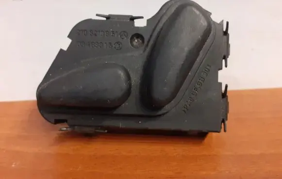 Mercedes-Benz E W210 Seat control switch 2108213851 03463815