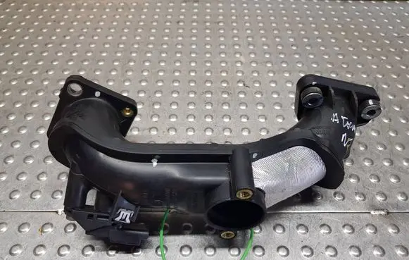 Ford C-MAX II Intercooler hose/pipe S26370581 9674942380