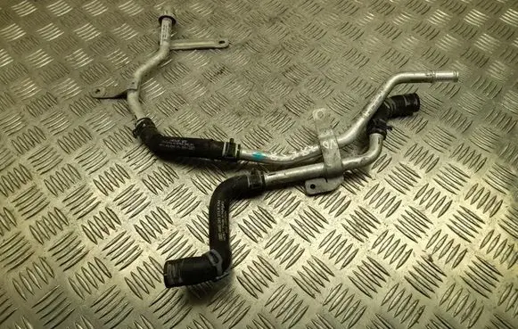 Volkswagen Touareg III Engine coolant pipe/hose 4M0121485CM