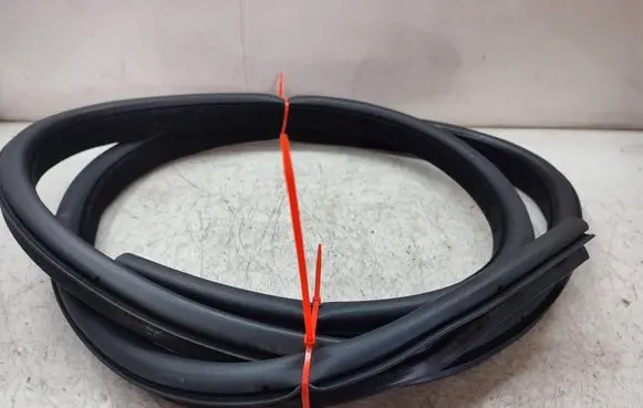 Jaguar XE Rear door rubber seal (on body) GX73253A10A
