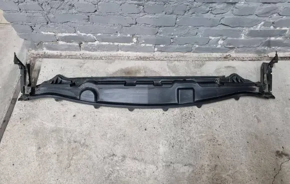 Ford Edge II Wiper trim FT4BR01628AEW