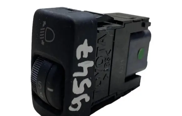 Toyota Land Cruiser (J120) Headlight level height control switch 8415233030