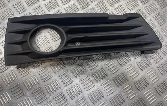 Opel Zafira B Front bumper lower grill F0513988 325769024