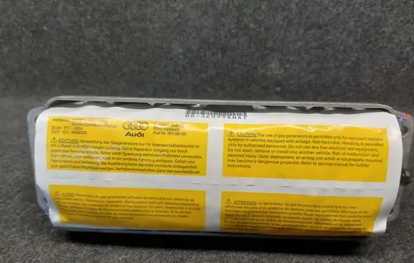 Audi A3 S3 8P Passenger airbag 8P0880202