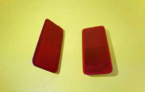 Hyundai Terracan Rear tail light reflector 92703-H10 92704-H10