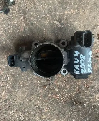 Toyota RAV 4 (XA30) Throttle valve 1923002010