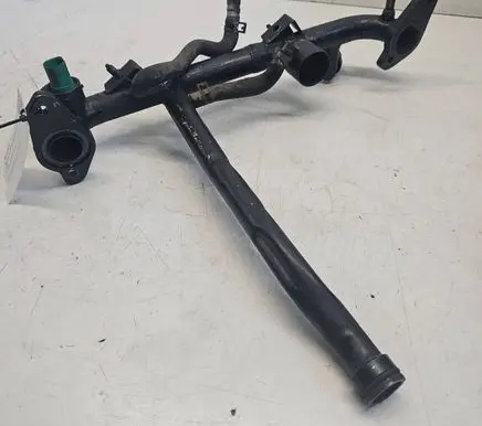 Audi A6 S6 C5 4B Engine coolant pipe/hose 078121071BC