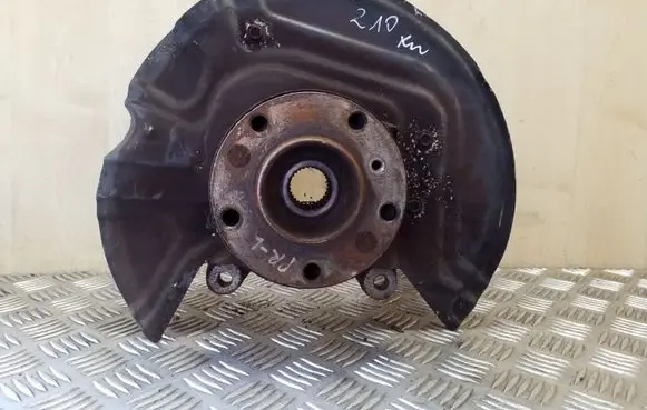 BMW X3 E83 Front wheel hub 3450559