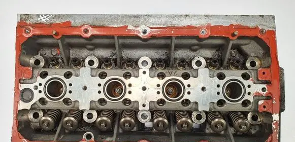 Volkswagen Touran III Engine head 03C103358AB