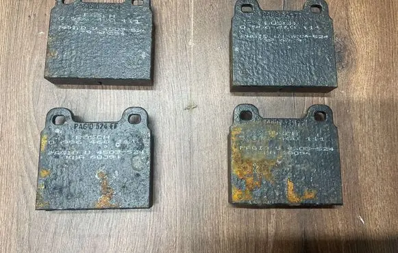 Mercedes-Benz 250 280 W108 Brake pads (front) 0986460111 4503524