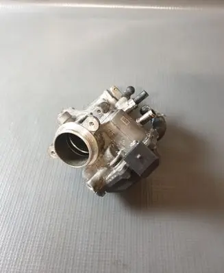 Skoda Octavia Mk3 (5E) Throttle valve 04L128587B 04L128063T 04L121058F