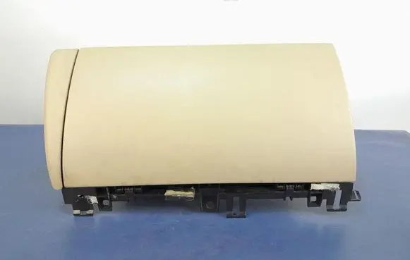 Jaguar XF X250 Glove box 