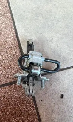 Fiat 500 Front door check strap stopper 51782989
