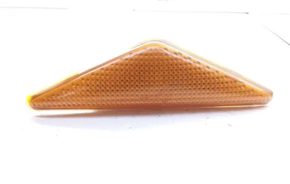 Ford Mondeo Mk III Front fender indicator light E461057 170114M