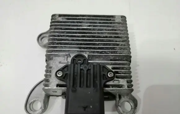 Opel Mokka B Distronic sensor radar 9841849780