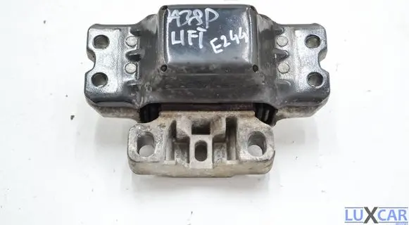Audi A3 S3 8P Engine mount bracket 1K0199555N