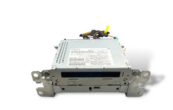 Radio/CD/DVD/GPS head unit