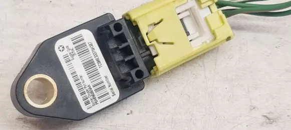 Chrysler Sebring (JS) Airbag deployment crash/impact sensor P04896065AA TC5MR33375H387