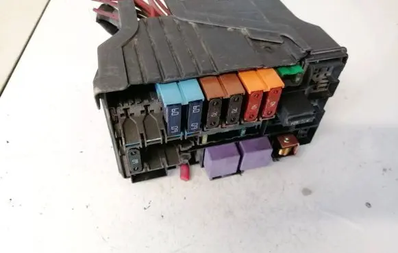 Renault Laguna II Fuse box set 8200003059 318003100