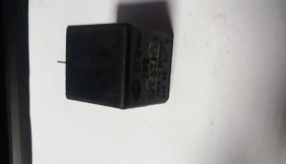 Volkswagen PASSAT B5 Other relay 00488502