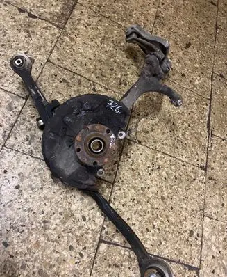 Audi A4 S4 B6 8E 8H Front wheel hub