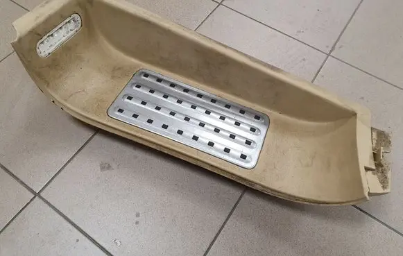 Volkswagen Multivan T5 Front sill trim cover 7H5863735C