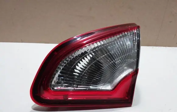 Nissan Qashqai Tailgate rear/tail lights 89503209