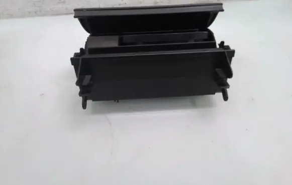 Mercedes-Benz E W210 Car ashtray