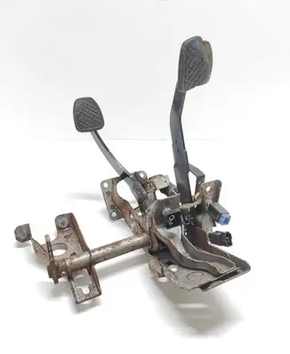 Subaru Outback Pedal assembly 712178C