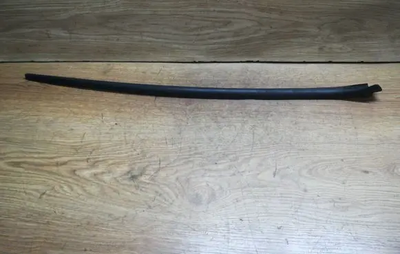 Volkswagen Golf VI Windshield trim 5K0854320