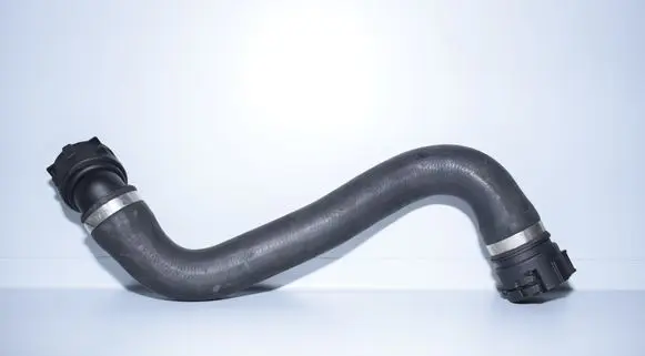 BMW 5 E60 E61 Engine coolant pipe/hose 7799748 7789742