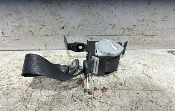 Opel Insignia A Rear seatbelt 13288436