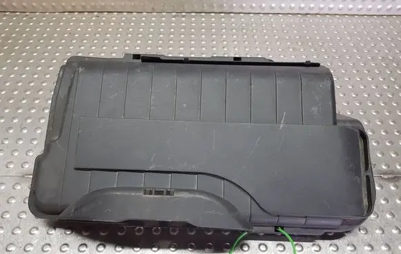 Mercedes-Benz CLA C117 X117 W117 Battery box tray cover/lid S27698955 A2465411005