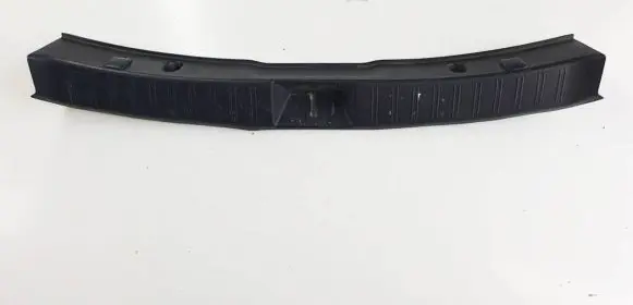 Subaru Impreza III Trunk/boot sill cover protection