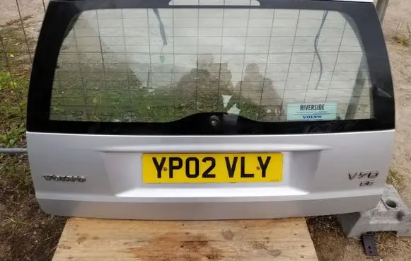 Volvo V70 Tailgate/trunk/boot lid
