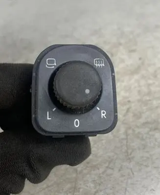 Volkswagen Tiguan Wing mirror switch 1K0959565J 036801S 1K0959565JREH