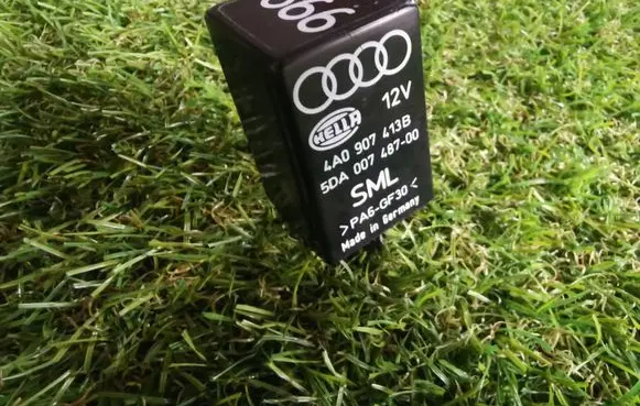 Audi A6 S6 C4 4A Other relay 4A0907413B 5DA00748700