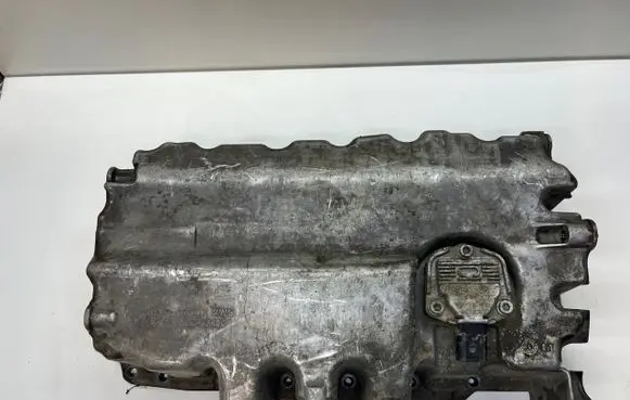Volkswagen Golf V Oil sump 03G103603