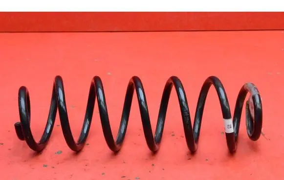Volkswagen Golf Sportsvan Rear coil spring 5Q0511121
